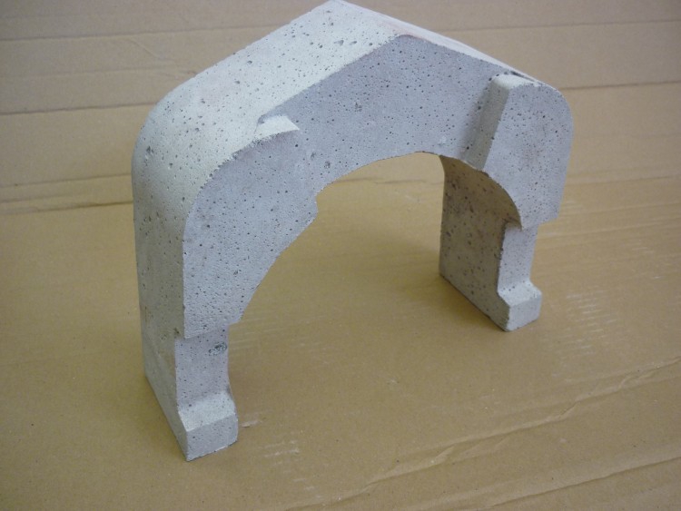 Ceramic reflector – horse shoe shape